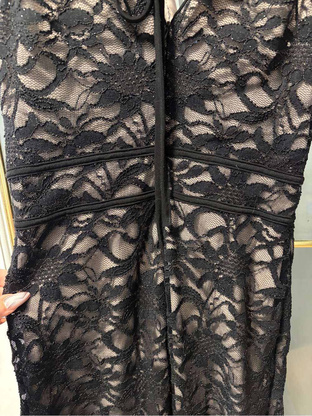 Dynamite Black Lace Midi Dress with Sheath Silhouette size 8 - Picture 7 of 7